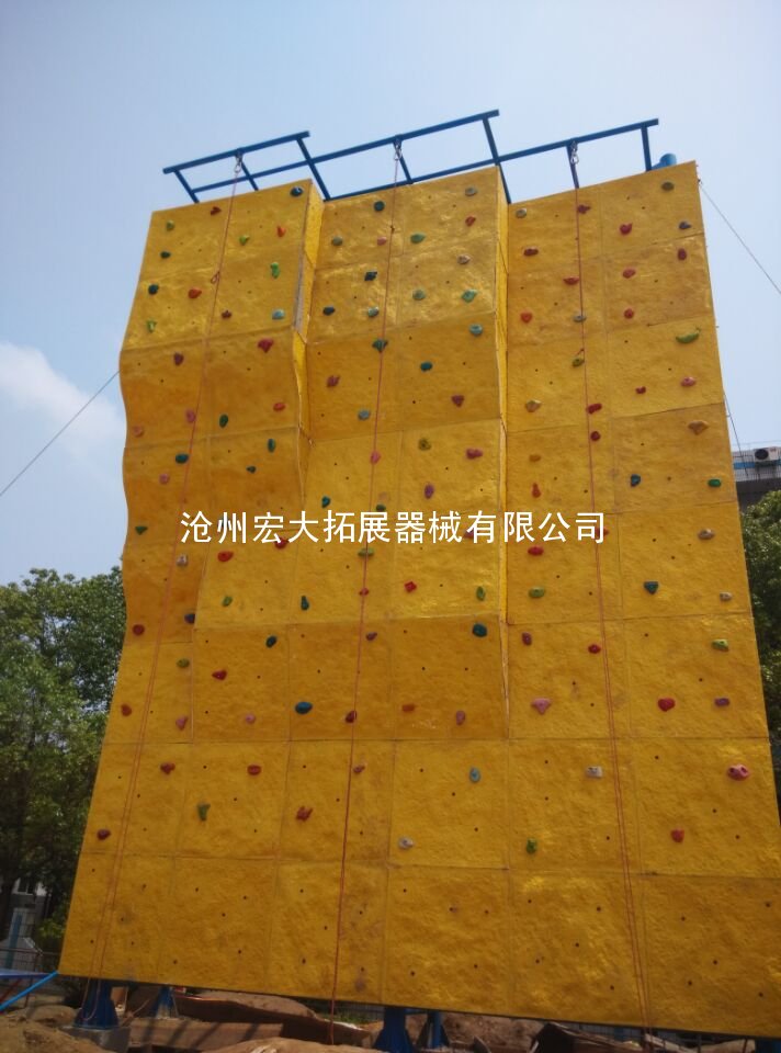 湖北省天门市搏击学校-独立攀岩墙