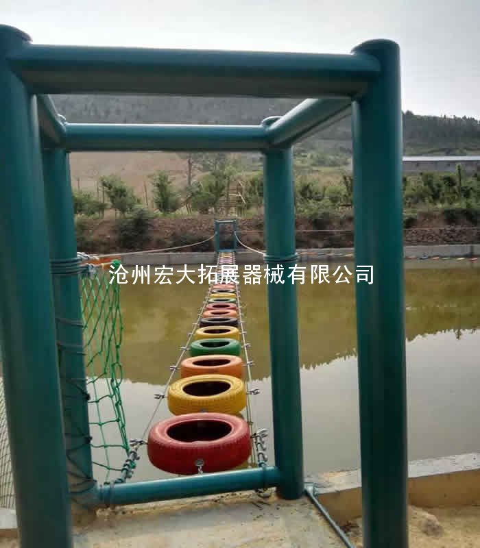 水上轮胎桥-水上拓展训练器材-拓展器材水上拓展